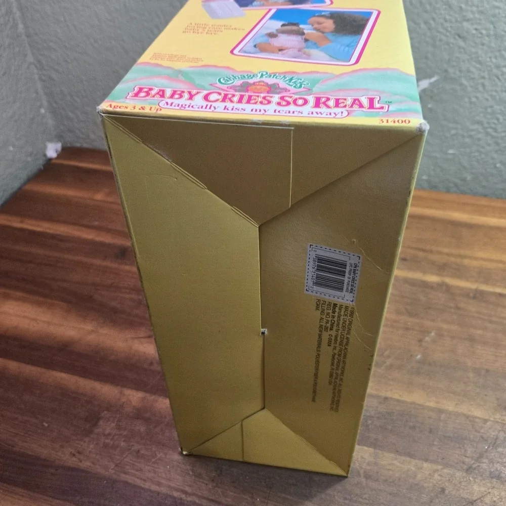 1992 Hasbro Open Box Cabbage Patch Kids Doll Baby Cries So Real African American